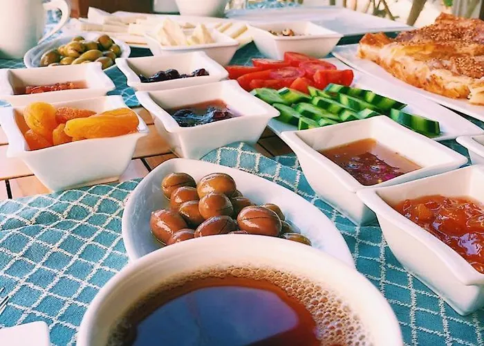 Hotel Kybele Gocek 3*